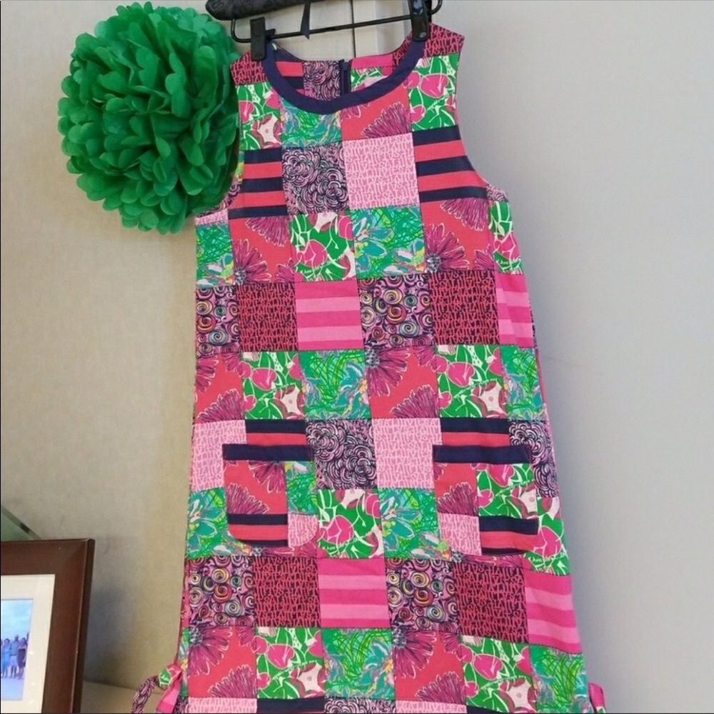 Lilly Pulitzer girls sz12 dress, fits like sz 0